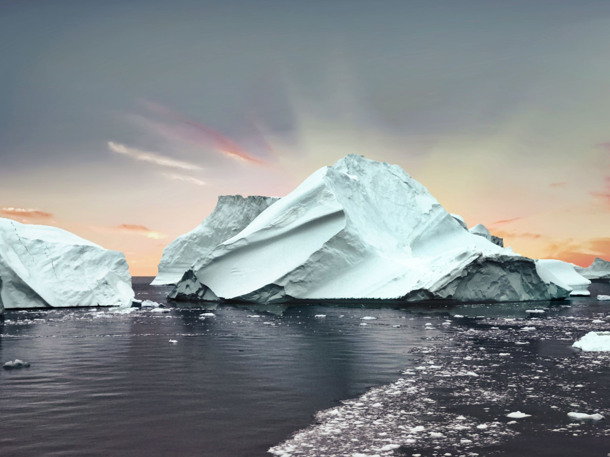 Large-icebergs-in-Greenland
